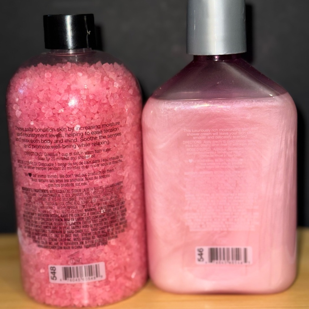 Hard Candy Sexy Delish Bath Set - Passion Apple Berry - Picture 2 of 2